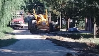 Nivelado y entoscado de la calle Almafuerte en Martín Fierro