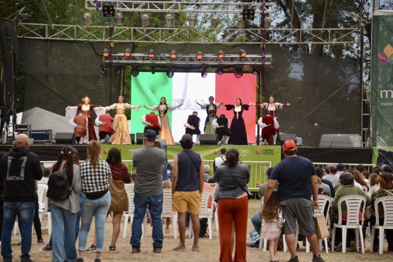 Festival de las Colectividades en Marcos Paz