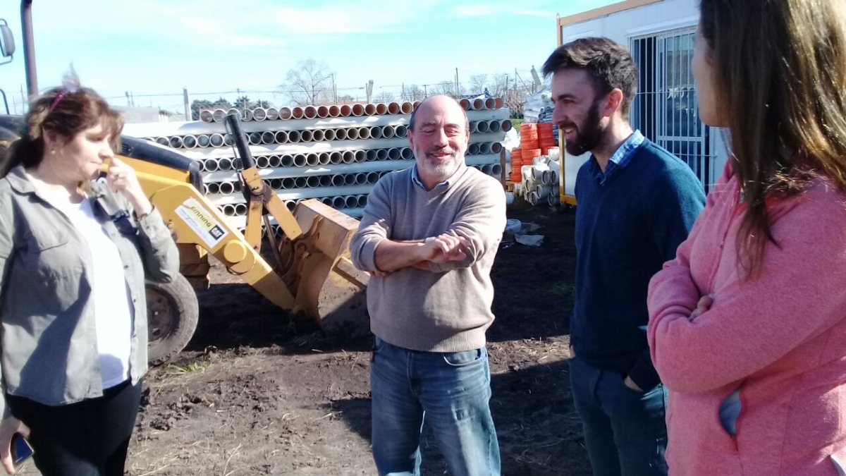 Visita del intendente a la empresa que ampliará la red de cloacas