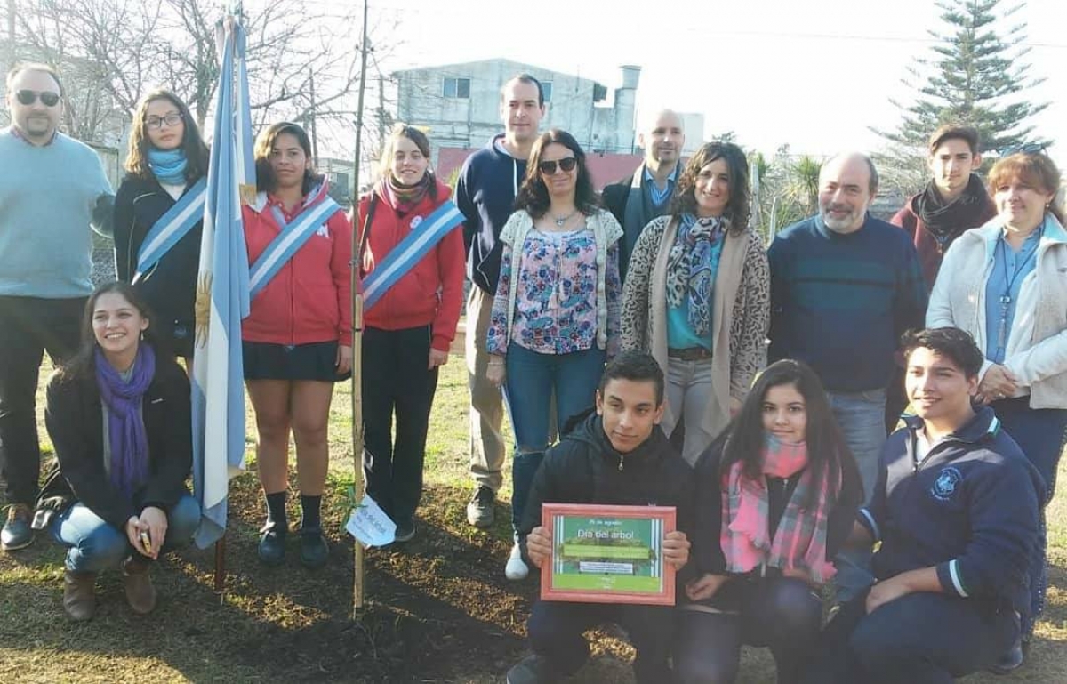 Acto de conmemoración del Día del Árbol