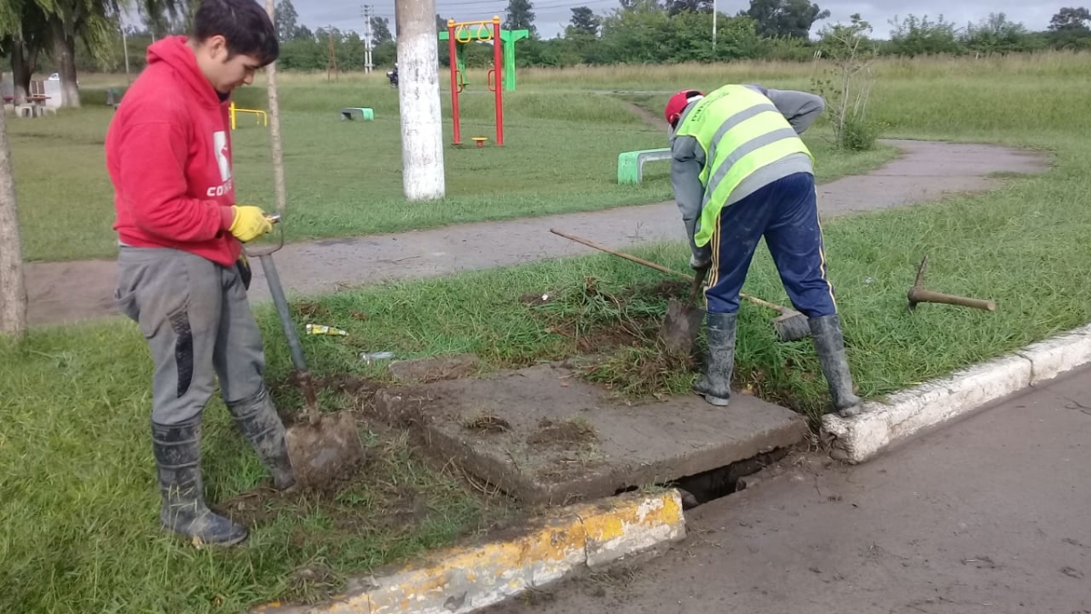 Continúan los trabajos en el área de Hidráulica