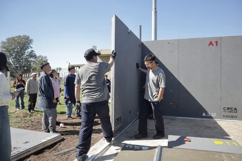 Capacitación práctica de construcción en seco en el Predio Productivo Municipal
