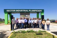 Ricardo Curutchet, fue recibido por empresarios en la obra del Parque Industrial