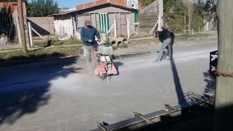 Avanza en asfalto de Filiberto en El Zorzal