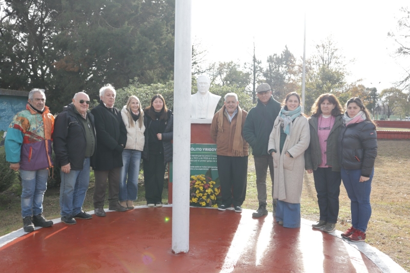 Homenaje a Hipólito Yrigoyen