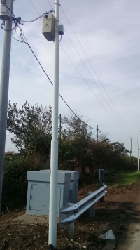 Instalación de cámaras de control de velocidad en Acceso Zabala