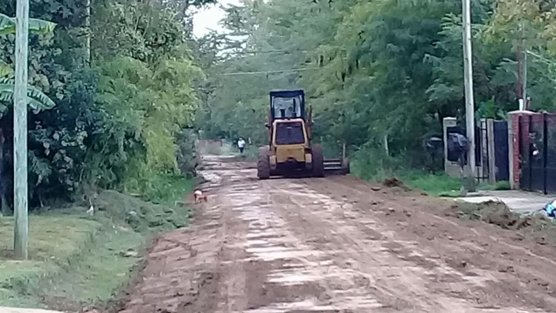 Nivelado de la calle Núñez en La Capilla