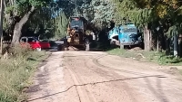 Nivelado de calles en el barrio Gándara