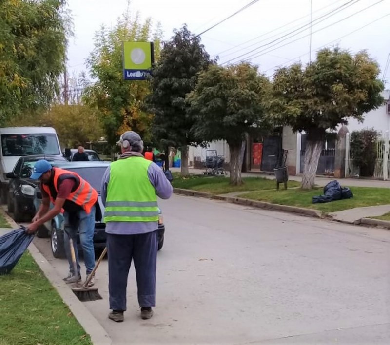 Llimpieza integral en el barrio Cuatro Esquinas