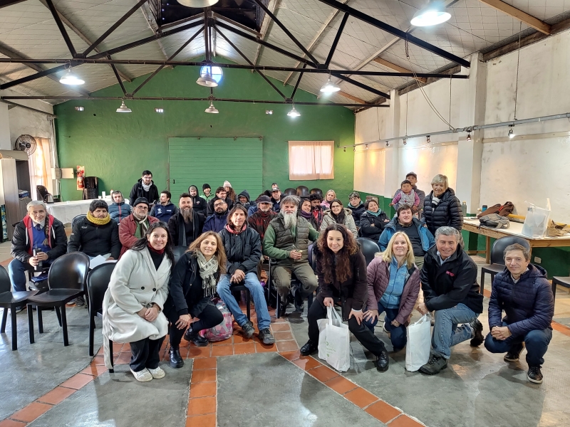 Charla de producción y comercialización de semillas nativas y criollas