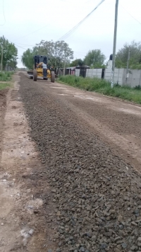 Colocación de piedras sobre Rosas en El Hornero