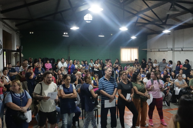 Acto público para mensualizaciones en el Paseo Cultural