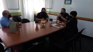 Reunión con las nuevas autoridades policiales