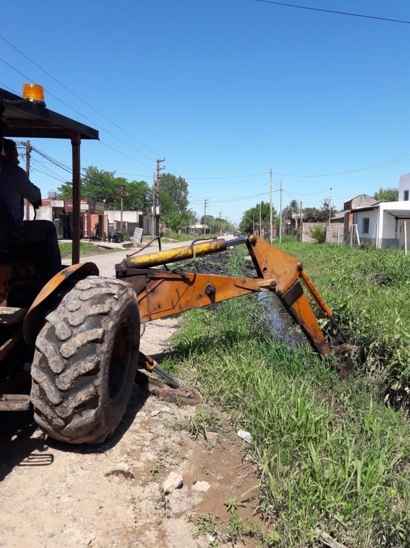 Ampliación de canales pluviales en Martín Fierro