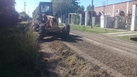 Obras y Servicios, nivelado de la calle Marmol en San Marcos