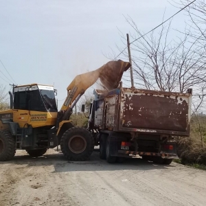 Limpieza de desagües en calle García.