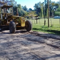 Nivelado de calles en los barrios Bernasconi y La Milagrosa