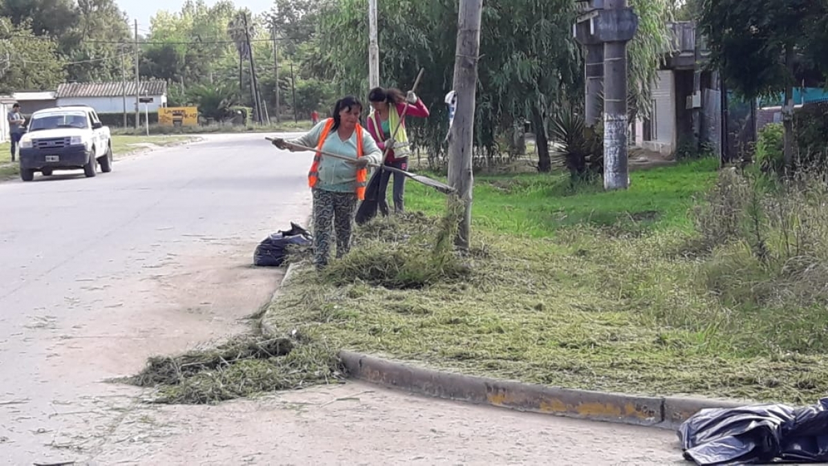 Limpieza integral sobre la calle Libertad