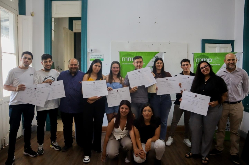 Nuevos egresados del Polo Universitario