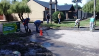 Personal de Hidráulica sigue trabajando en el Barrio San Eduardo.