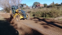 Nivelado y entoscado de la calle Moreno