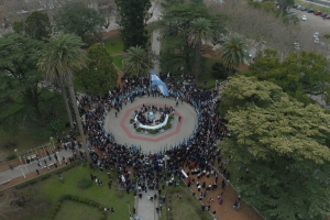 Celebramos el D&iacute;a de la Independencia en comunidad