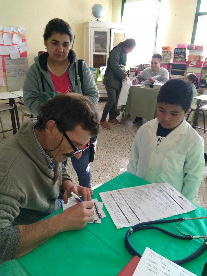 Jornada de Salud Escolar en las Escuela Primaria N°3