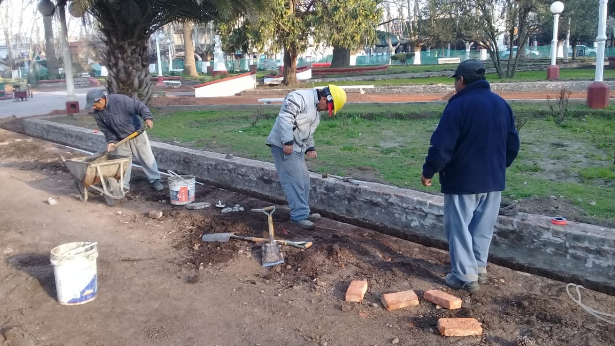 Avanza la renovación de la Plaza San Martín