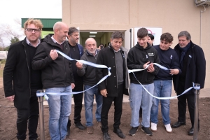 Ricardo Curutchet y Axel Kicillof inauguraron la ampliaci&oacute;n del Polo Universitario y entregaron viviendas
