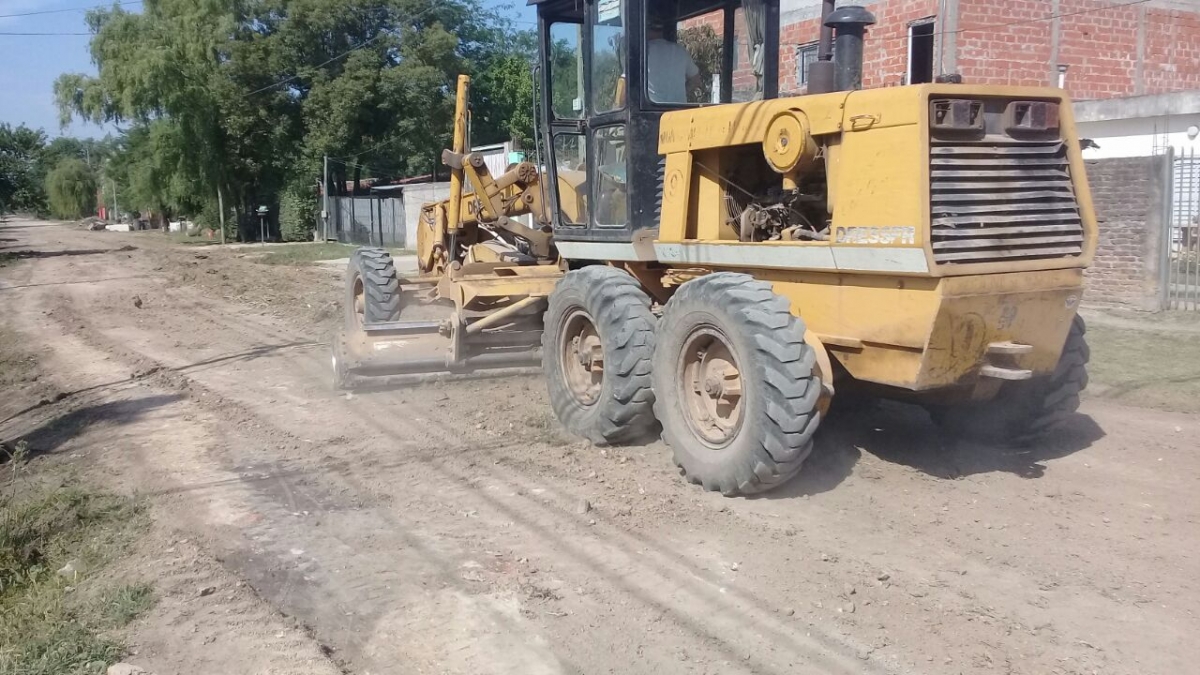 Obras y Servicios, nivelado de la calle Melgar en El Prado