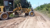 Nivelado y entoscado de República a la altura del barrio Gándara