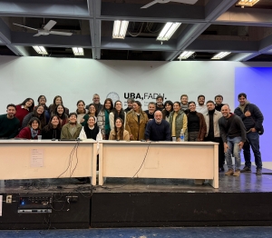 Ricardo Curutchet brind&oacute; una charla en la FADU a estudiantes la carrera de Arquitectura