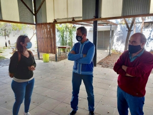 Entrega de apoyo económico a la Escuela Técnica