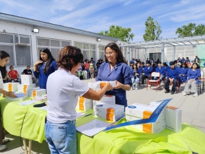 El Municipio contin&uacute;a con la entrega de tablets del programa Marcos Paz Conectada