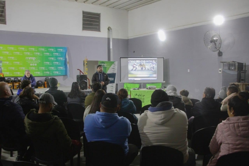 Nuevo programa para profesores de f&uacute;tbol clubes de barrio
