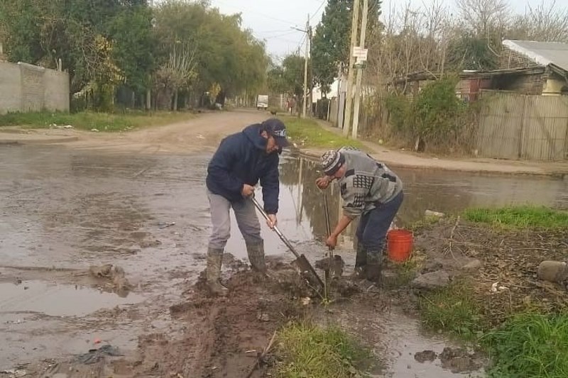 Reparación en el barrio Malvinas