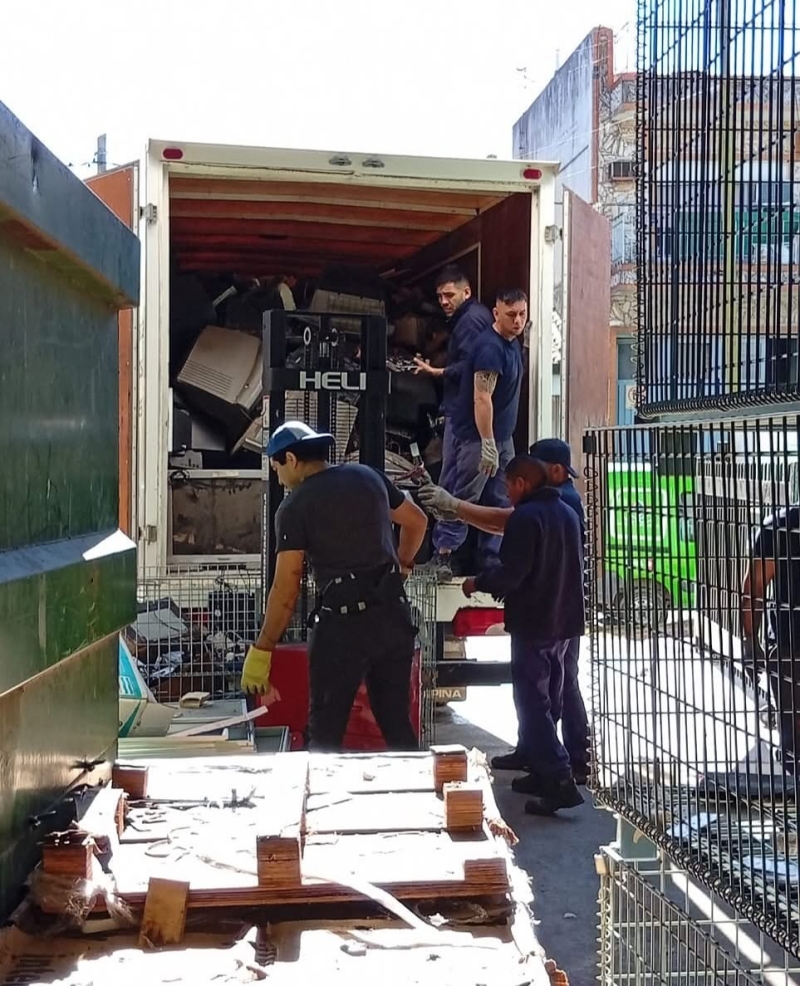 Reciclado de aparatos electrónicos en desuso