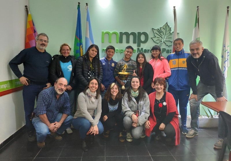 Curutchet recibió a los ganadores del torneo de fútbol mixto