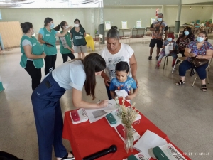 Entrega de lentes a través del programa “Ver para Aprender”