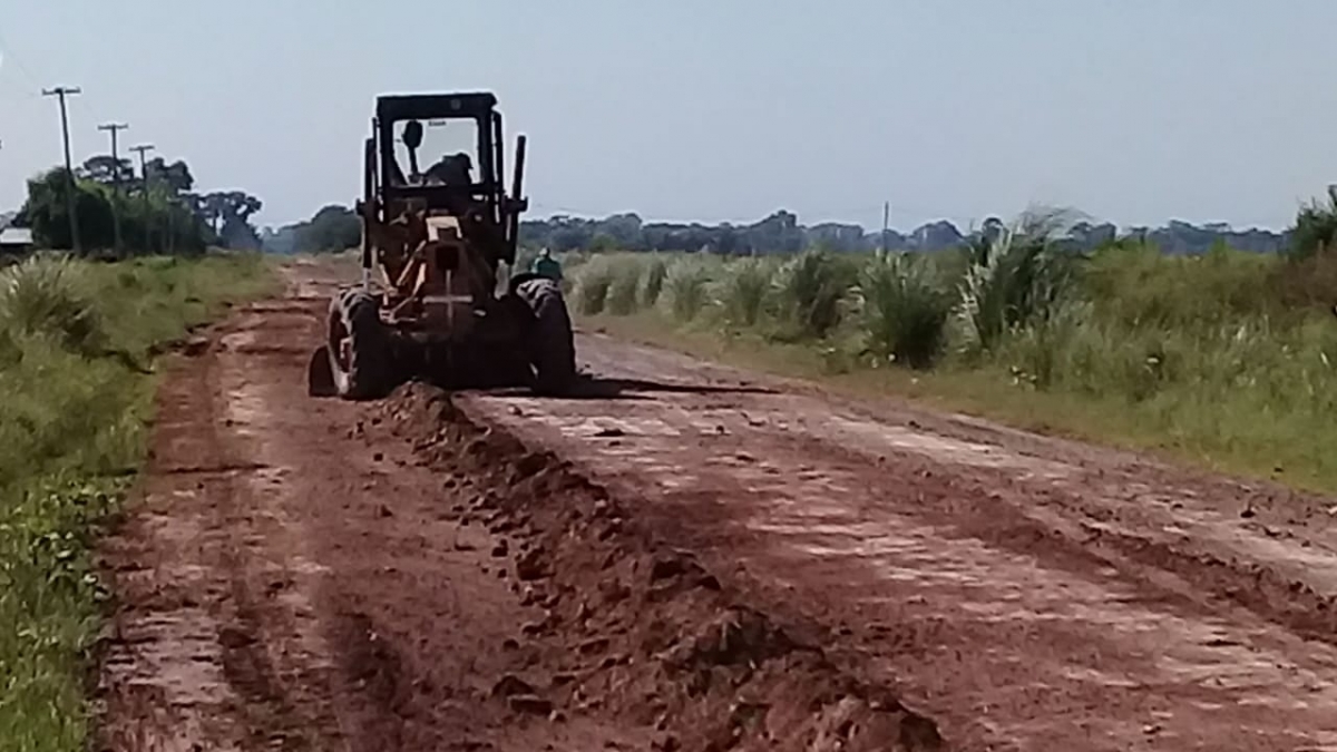 Nivelado del acceso a la Escuela Rural N°3