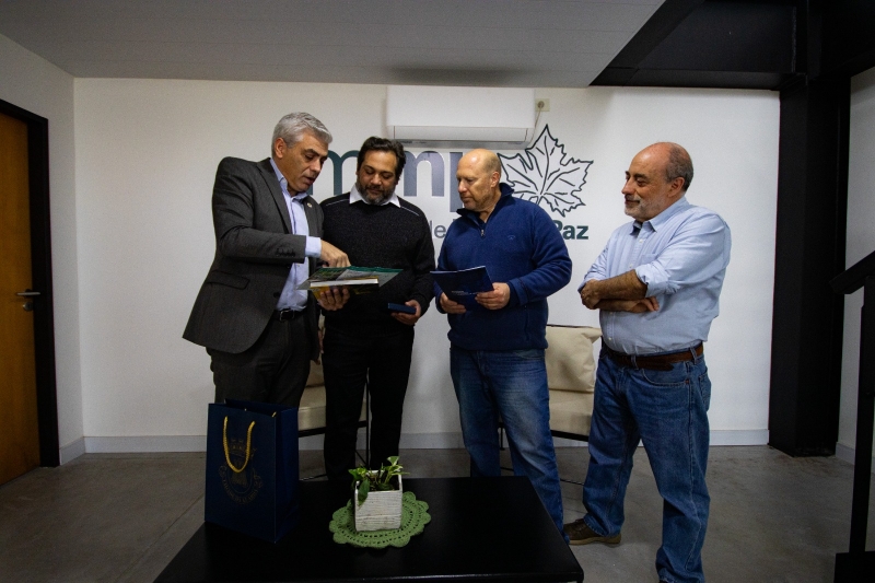 La comitiva de Guarda conoci&oacute; la oferta exportadora de Marcos Paz
