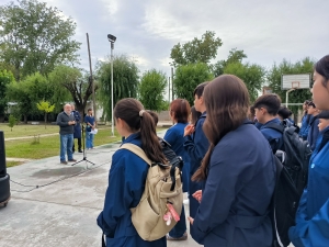 Ricardo Curutchet particip&oacute; del inicio del ciclo lectivo en la Escuela T&eacute;cnica N&ordm;1