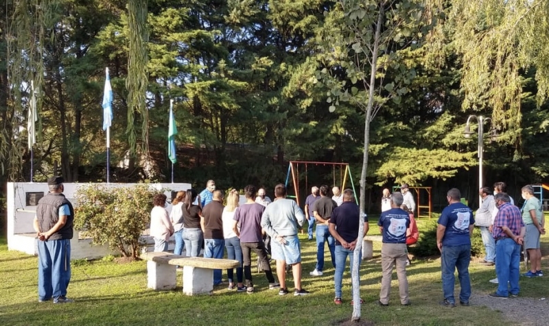 Homenaje a los héroes del ARA General Belgrano