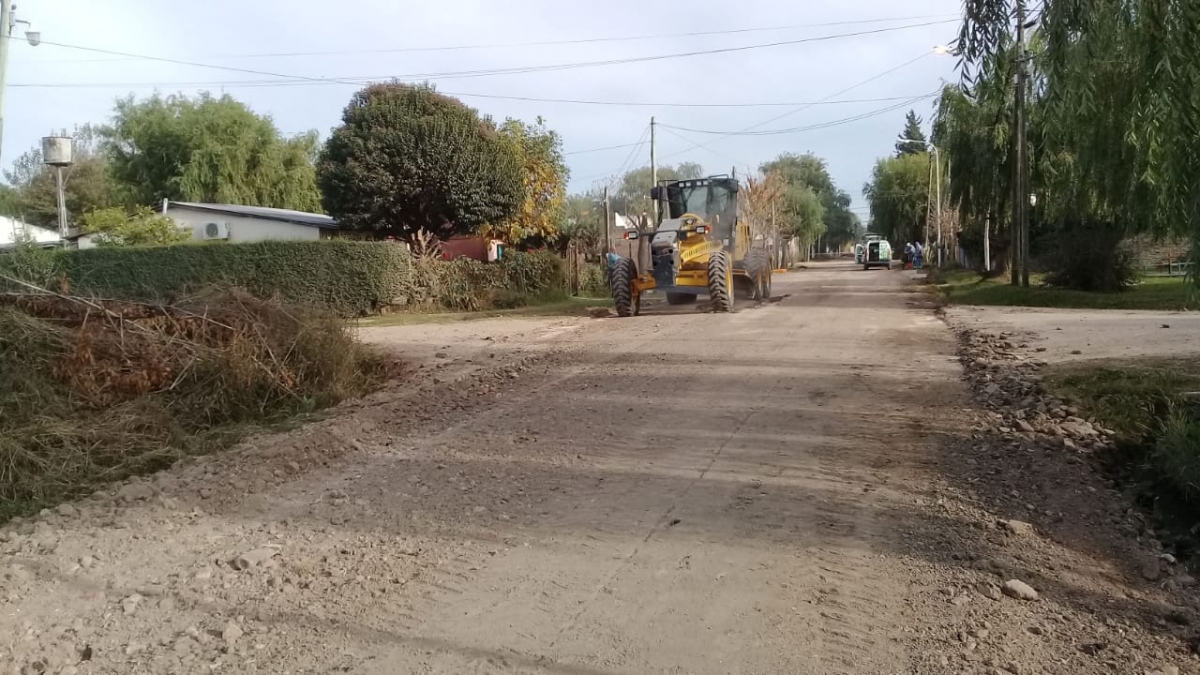 Avanza la preparación para el asfalto de Piedras en Santa María