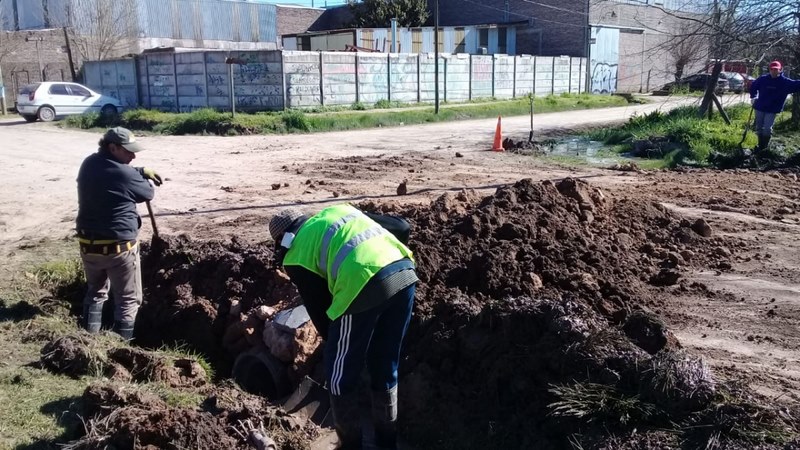 Trabajos previos al pavimento de Misiones en El Prado