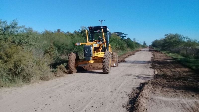 Nivelado de la calle San Martín, acceso a la Escuela rural 7