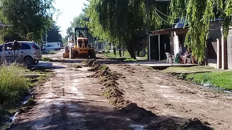 Nivelado de la calle Canale en el barrio Güemes