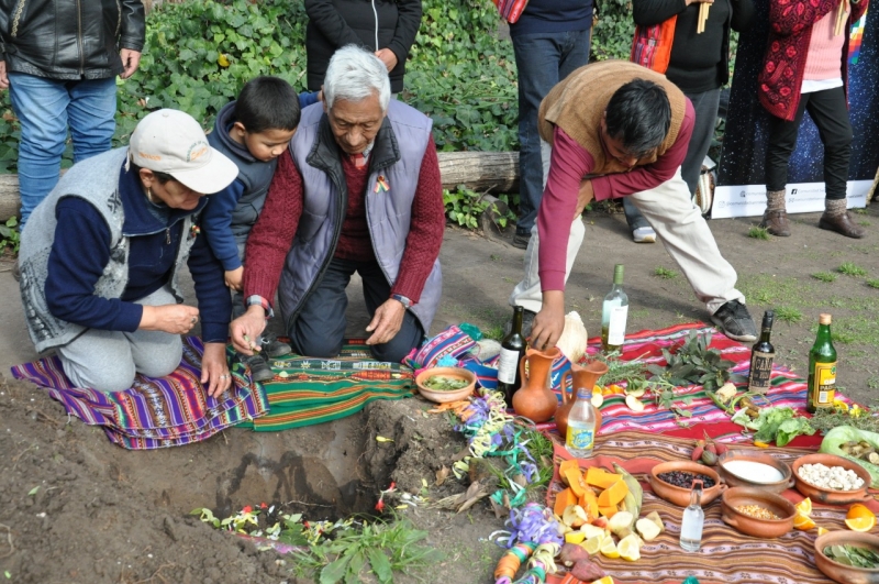 Ceremonia a la Pachamama