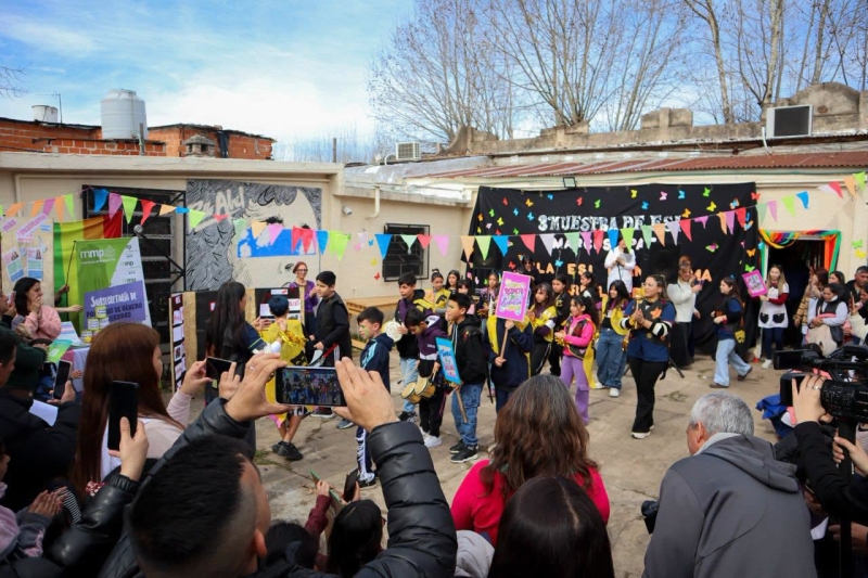 Tercera Muestra Distrital de ESI