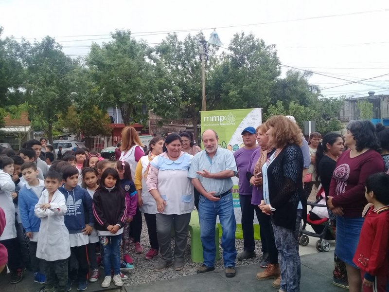 Nueva plaza en Rayito de Sol y renovación de la de Martín Fierro